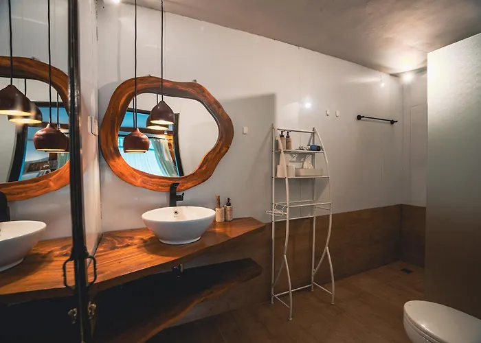 Om Wellness Hotel *
