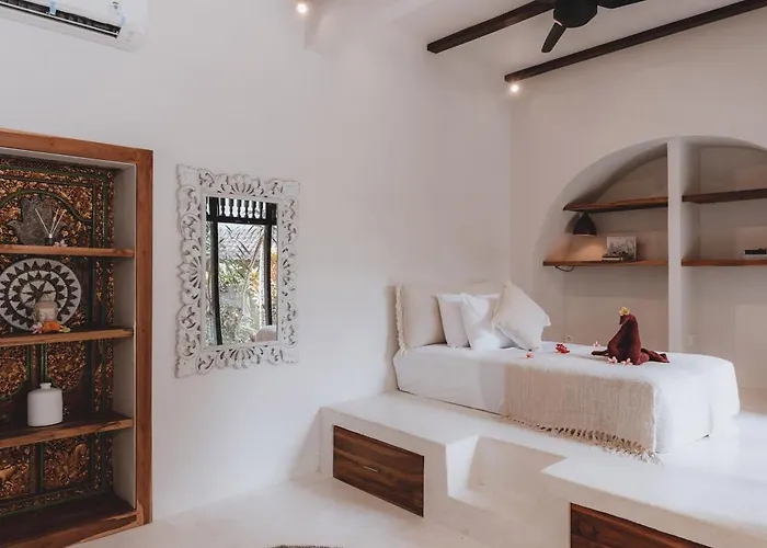 Om Wellness Hotel