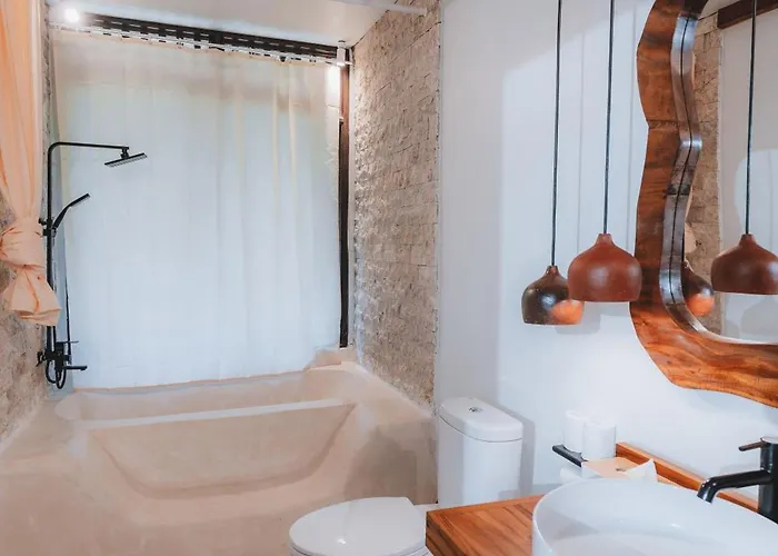 Om Wellness Hotel
