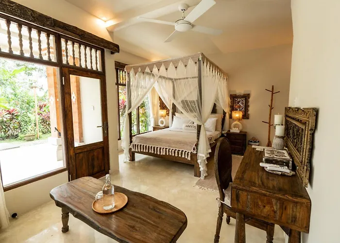 Om Wellness Hotel *